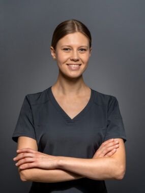 Alena Bitel Hautärztin bei Skinmed Lenzburg